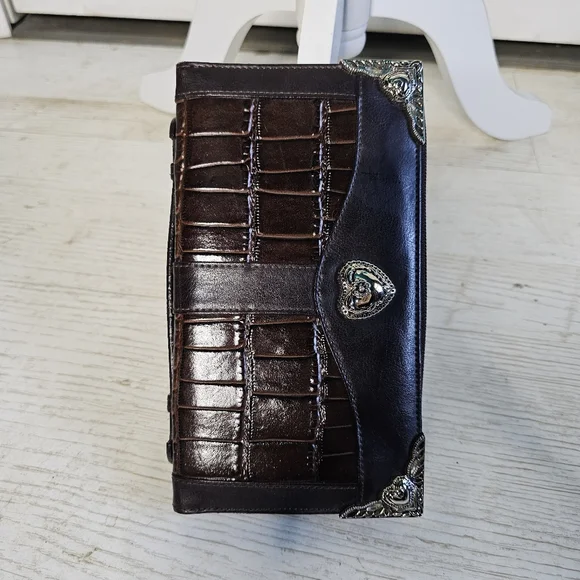 Elegant Brown Leather Women's Purse Clutch Organizer - Picture 16 of 16